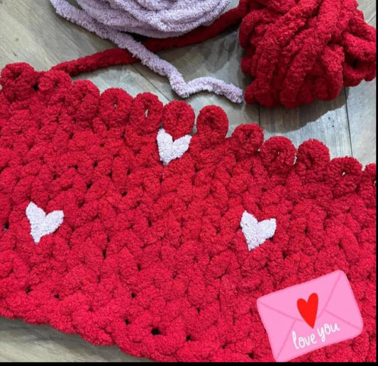 02/09/25 (2-5pm) Chunky Knit Blanket Workshop (With Heart Option)