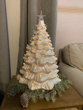 10/15/23  @1pm Vintage-Like Ceramic Christmas Tree and more!